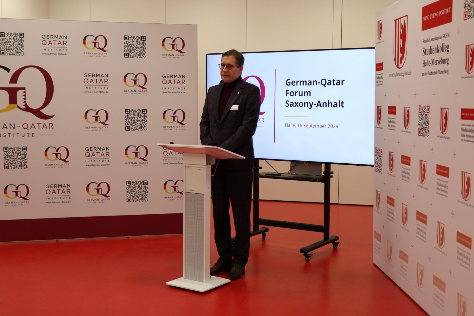 Oberbürgermeister Dr. Alexander Vogt spricht beim German-Qatar Forum Sachsen-Anhalt in Halle (Saale)